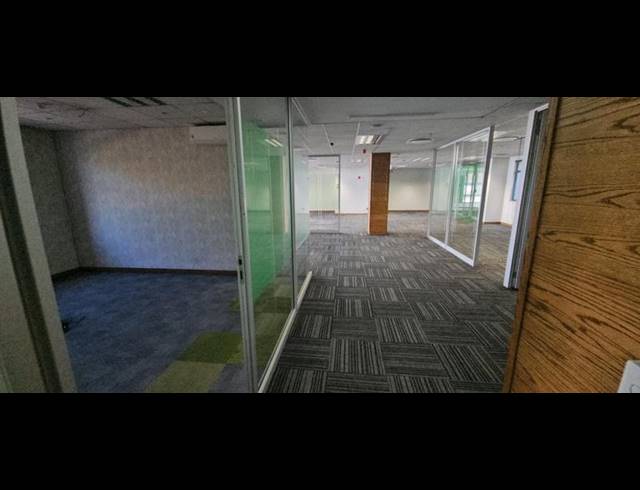 INDUSTRIAL PROPERTY TO RENT IN ALLANDALE